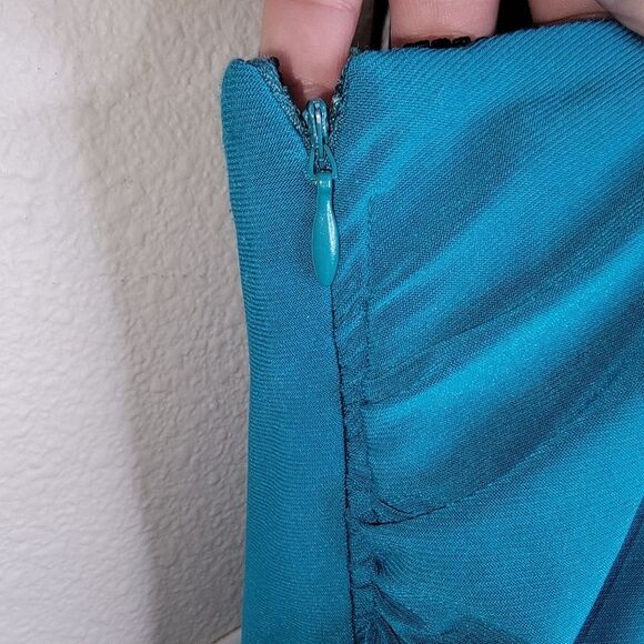 R&M Richards Woman Nwt One Shoulder Embellished Jersey Dress Size 16W - Picture 7 of 8